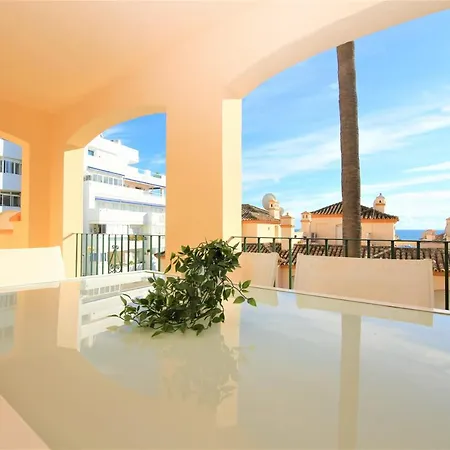 Ana Apartment *