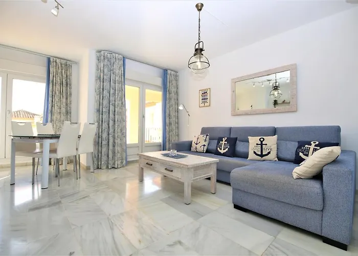 Ana * 埃斯特波纳